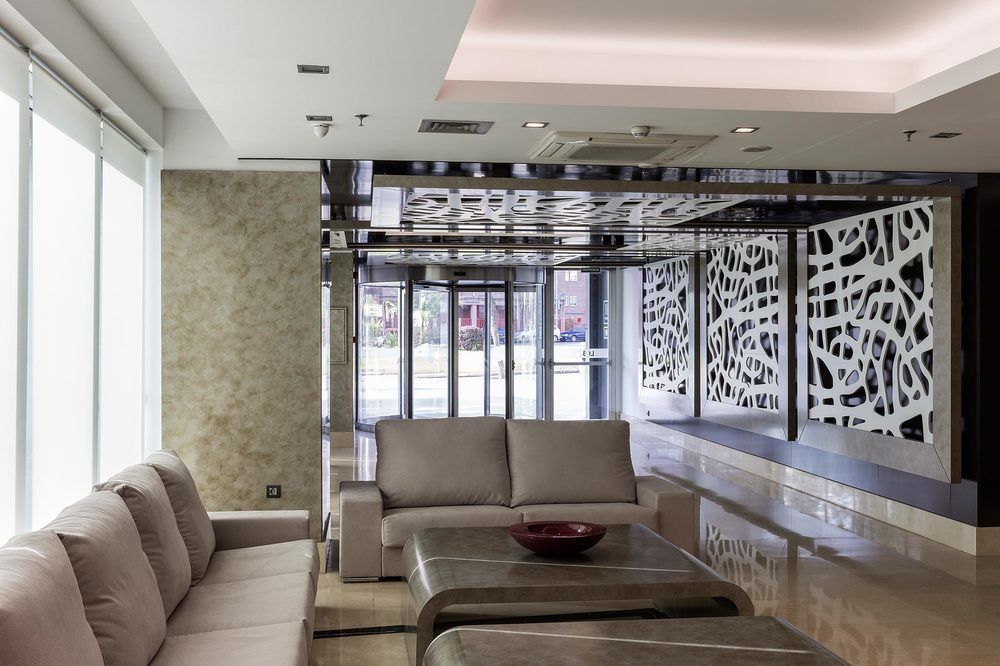 Lcb Hotel Фуэнлабрада Экстерьер фото